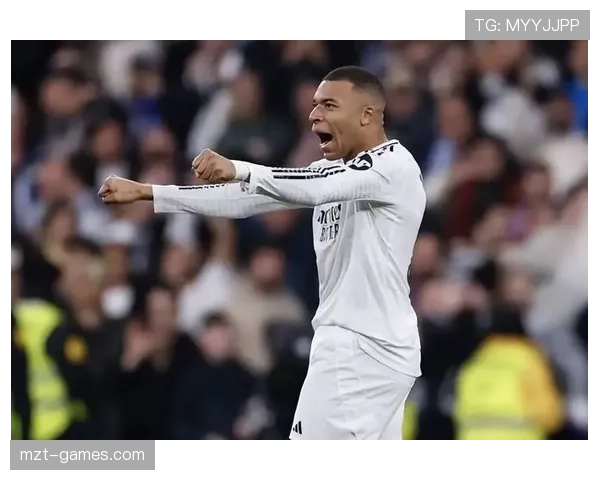 姆巴佩决赛戴帽状态爆棚，强势助球队夺冠