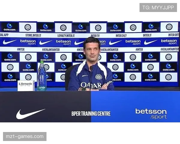 德甲新赛季揭幕，新星闪耀引关注，冠军争夺战一触即发